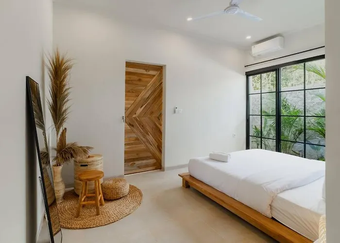 Elegant 2-bedroom Brand New In Villa